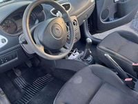 Usata Renault Clio III 75 CV (55 kW) 2012 Berlina