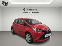 Usata Toyota Aygo X-clusiv 69 CV (50 kW) 2015 Rosso Utilitaria
