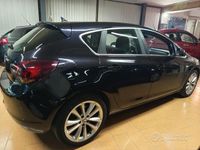 Usata Opel Astra Cosmo 125 CV (91 kW) 2010 Nero Berlina