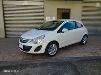 Usata Opel Corsa 74 CV (54 kW) 2013 Bianco Utilitaria