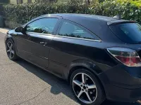 Usata Opel Astra GTC Cosmo 115 CV (84 kW) 2009 Nero Berlina