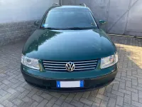 Usata VW Passat Highline 116 CV (85 kW) 2000 Verde Station wagon