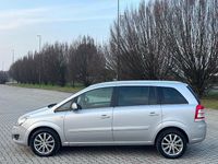 Usata Opel Zafira 150 CV (110 kW) 2012 Argento Monovolume