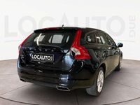 Käytetty Volvo V60 Kinetic 181 HP (133 kW) 2014 Musta Farmari