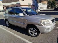 Usata Kia Sportage Active 113 CV (83 kW) 2006 Argento SUV