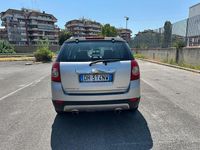 Usata Chevrolet Captiva LS 149 CV (109 kW) 2008 Grigio SUV