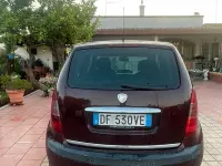 Usata Lancia Musa 101 CV (74 kW) 2006 Viola Monovolume