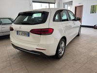 Usata Mercedes B180 136 CV (100 kW) 2019 Bianco Utilitaria
