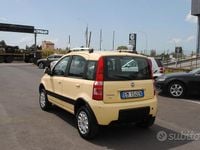 Second-hand Fiat Panda 4x4 Climbing 69 CP (50 kW) 2012 Galben Hatchback