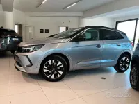 Usata Opel Grandland X Ultimate 131 CV (96 kW) 2023 Grigio SUV