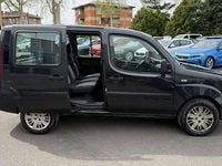 Usata Fiat Doblò Active 84 CV (61 kW) 2007 Grigio Monovolume