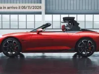 Nuova MG Cyberster 235 kW (320 CV) 2025 Argento Cabrio