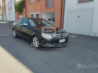Usata Mercedes C220 Avantgarde 170 CV (125 kW) 2010 Nero Berlina