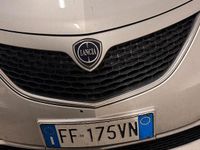 Usata Lancia Ypsilon 2016 Grigio Utilitaria