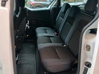 Gebraucht Peugeot Partner 92 PS (67 kW) 2011 Weiß Van / Kleinbus