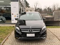 Usata Mercedes B180 Business 108 CV (79 kW) 2017 Nero Monovolume