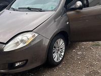 Usata Fiat Bravo 120 CV (88 kW) 2009 Marrone Utilitaria