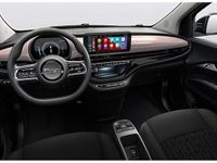 Usata Fiat 500e La Prima 86 kW (118 CV) 2021 Bianco pastello Cabrio