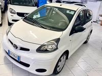 Usata Toyota Aygo Edition 68 CV (50 kW) 2011 Bianco Utilitaria