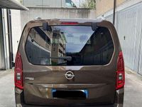 Usata Opel Combo Life Innovation 131 CV (96 kW) 2020 Marrone Furgone