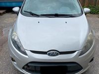 Usata Ford Fiesta 2009 Grigio Berlina
