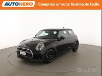 Usata Mini ONE 75 CV (55 kW) 2021 Nero Utilitaria