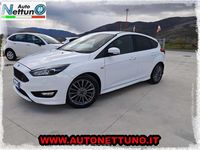 Usata Ford Focus ST-Line 140 CV (102 kW) 2018 Bianco Berlina