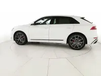 Usata Audi Q8 Sport 286 CV (210 kW) 2022 Bianco carrara SUV