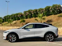 Usata Ford Mustang Mach-E Extended Range 100 kW (136 CV) 2024 Grigio SUV