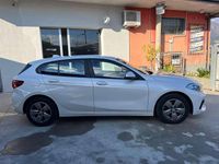 Usata BMW 116 Advantage 116 CV (85 kW) 2022 Bianco Utilitaria