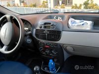 Usata Fiat Punto 75 CV (55 kW) 2002 Utilitaria