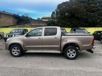 Usata Toyota HiLux 171 CV (125 kW) 2011 Oro Pick-up