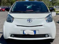 Usata Toyota iQ Style 101 CV (74 kW) 2012 Bianco Utilitaria