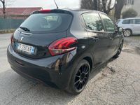 usata Peugeot 208 1.2 82cv - 2018 -