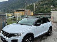 Usata VW T-Roc Style 150 CV (110 kW) 2019 Bianco SUV