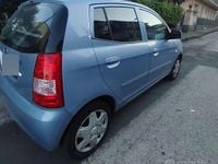 Usata Kia Picanto 65 CV (47 kW) 2007 Blu Utilitaria