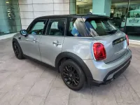 Usata Mini Cooper Business 136 CV (100 kW) 2023 Grigio metallizzato Utilitaria