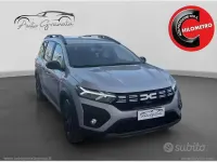 Gebraucht Dacia Jogger Extreme 110 PS (80 kW) 2023 Grau Van / Kleinbus