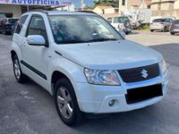 Usata Suzuki Grand Vitara 129 CV (94 kW) 2010 Bianco SUV