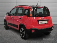 Usata Fiat Panda Cross 69 CV (50 kW) 2019 Rosso Utilitaria
