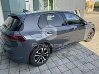 Usata VW Golf VIII Style 116 CV (85 kW) 2021 Grigio Utilitaria