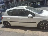 Usata Peugeot 207 95 CV (69 kW) 2011 Bianco Berlina