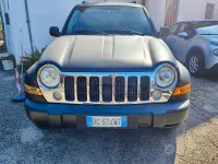 Usata Jeep Cherokee 163 CV (119 kW) 2006 Nero SUV