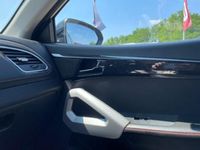 Usata EVO Evo 3 83 kW (113 CV) 2023 Grigio chiaro, nero SUV