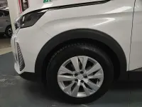 Usata Peugeot 3008 Active 131 CV (96 kW) 2021 Bianco SUV