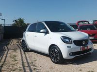 Usata Smart ForFour Passion 97 CV (71 kW) 2016 Bianco Utilitaria