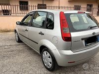 Usata Ford Fiesta 2004 Grigio Utilitaria