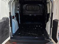 Usata Opel Combo 105 CV (77 kW) 2016 Bianco Monovolume