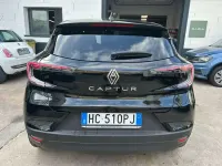 Usata Renault Captur Techno 101 CV (74 kW) 2025 Nero SUV