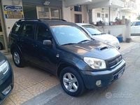 Usata Toyota RAV4 115 CV (84 kW) 2005 Nero SUV
